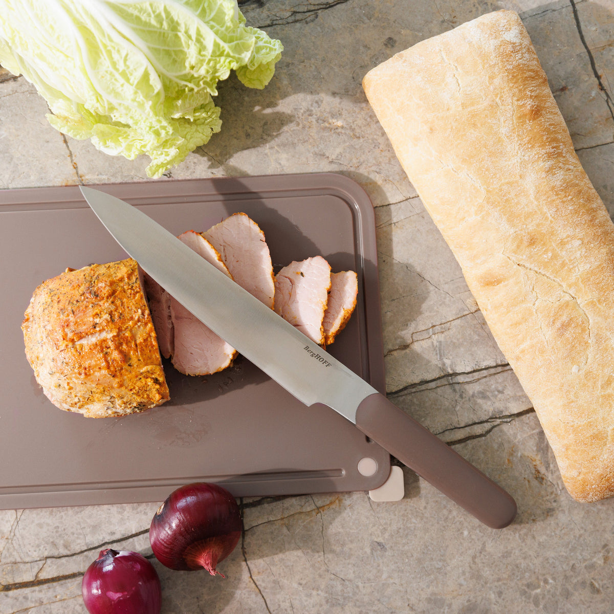 Elements-carving-knife-20-cm-aubergine-lifestyle