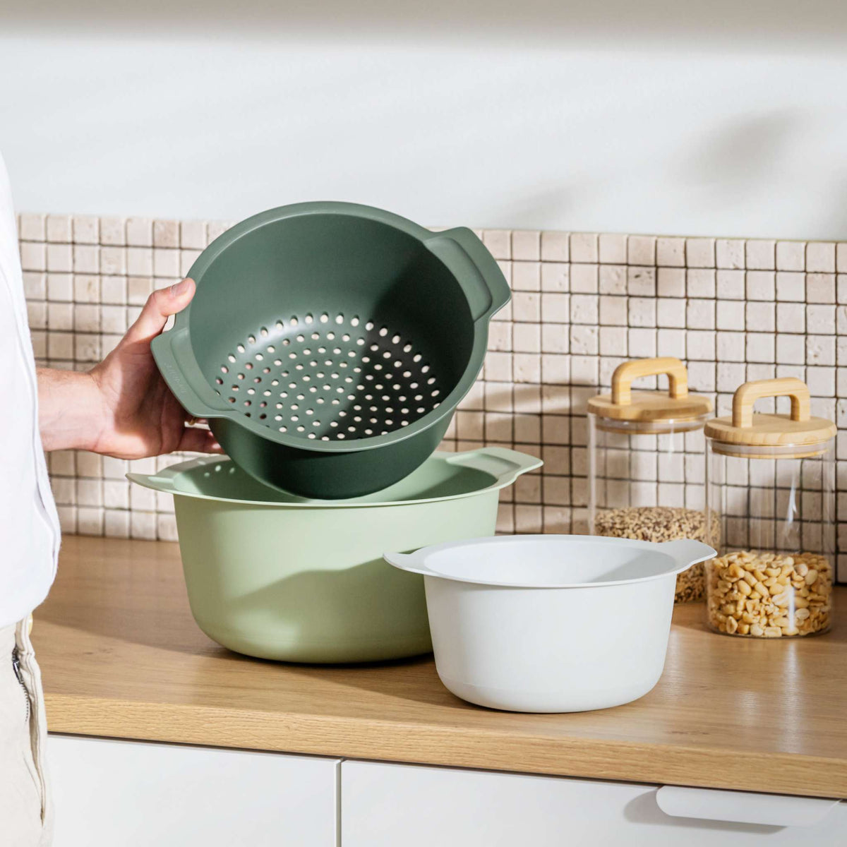 upsell-mixing-bowl-and-colander-set-1